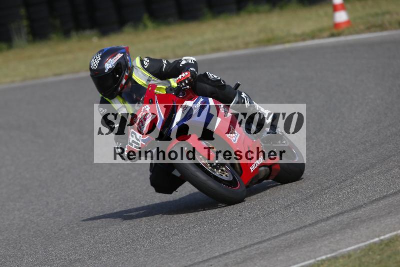/11 28.04.2026  PROMAX ADR/Gruppe gruen/52